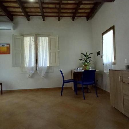 Apartamento Oltre: Monolocale Con Terrazzo Privato Al Piano Trapani Exterior foto