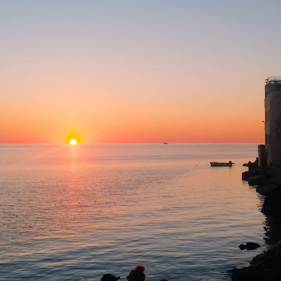 Apartamento Oltre: Monolocale Con Terrazzo Privato Al Piano Trapani Exterior foto
